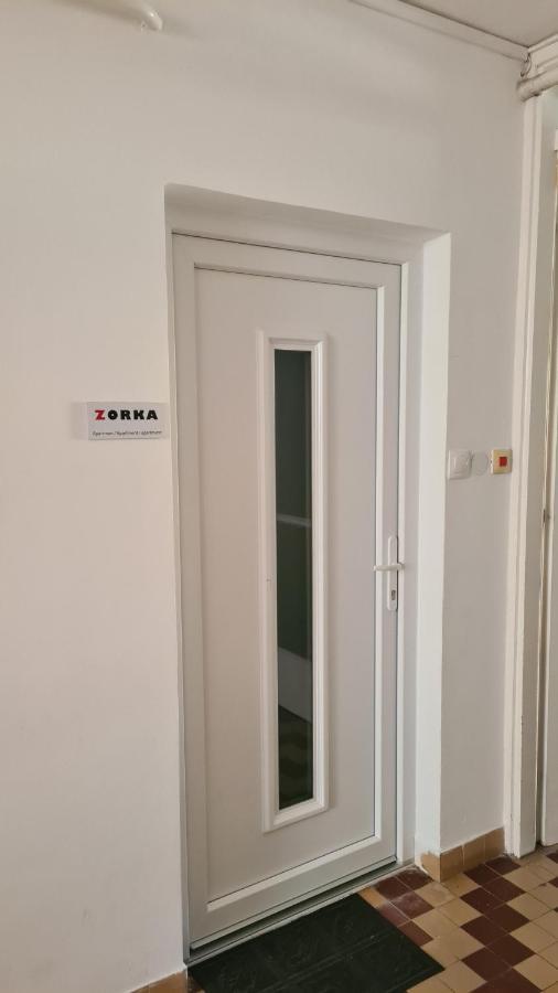 شقة Zorka Apartman كيستاي المظهر الخارجي الصورة