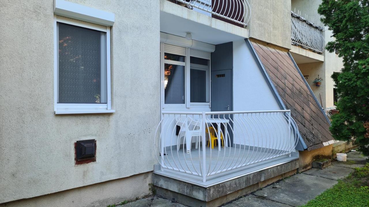 شقة Zorka Apartman كيستاي المظهر الخارجي الصورة